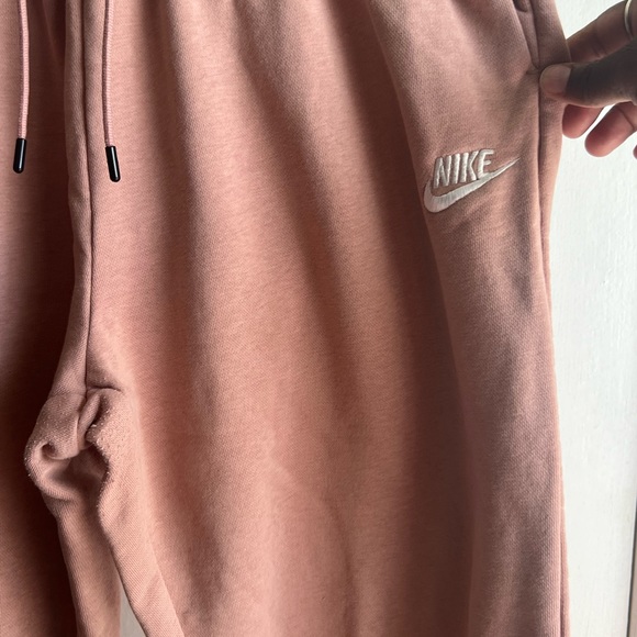 Nike joggers - Picture 4 of 5
